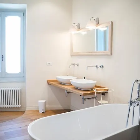 Palazzo Caroni, Exclusive Private With Terrace And Garden וילה *