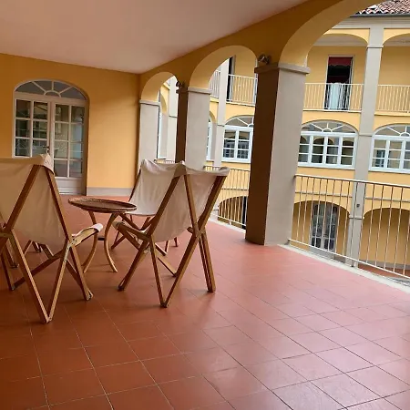 Palazzo Caroni Villa