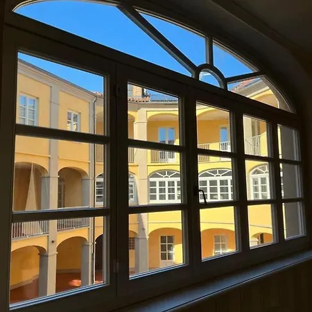 Palazzo Caroni, Exclusive Private With Terrace And Garden Willa Piasco