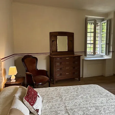 Villa Palazzo Caroni, Exclusive Private With Terrace And Garden Piasco