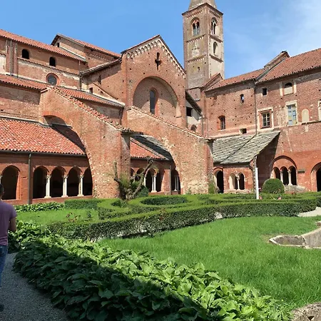 Palazzo Caroni Villa