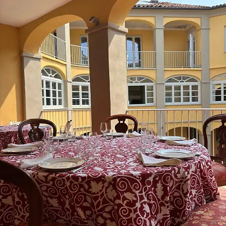 Palazzo Caroni, Exclusive Private With Terrace And Garden Villa *