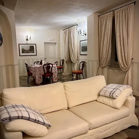 Villa Palazzo Caroni, Exclusive Private With Terrace And Garden Piasco