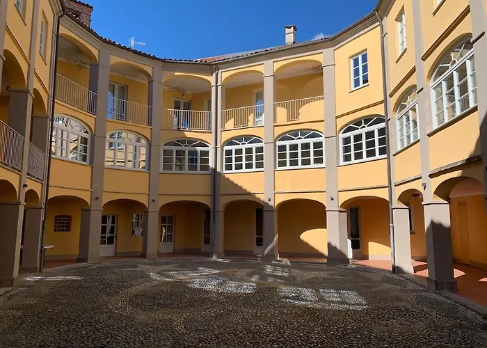 Palazzo Caroni, Exclusive Private With Terrace And Garden Vila Piasco