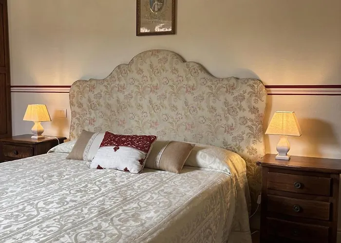 Vila Palazzo Caroni, Exclusive Private With Terrace And Garden Piasco