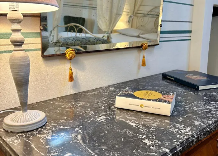 Villa Palazzo Caroni, Exclusive Private With Terrace And Garden *