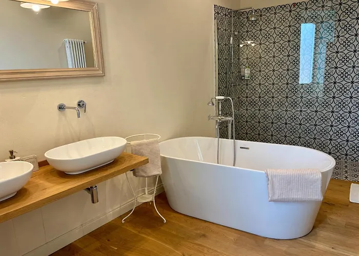 Palazzo Caroni, Exclusive Private With Terrace And Garden Villa